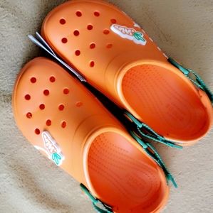Carrot crocs